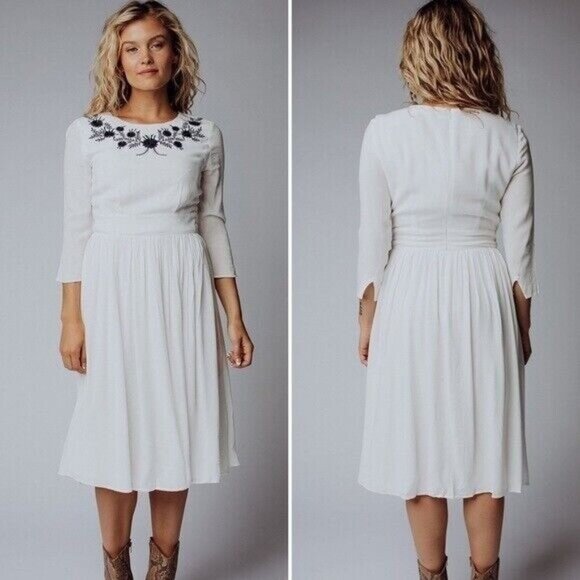 Mod Ref Dresses & Skirts - Mod Ref Midi Dress Small White Embroidered Boho Resort Beach Bridal Casual